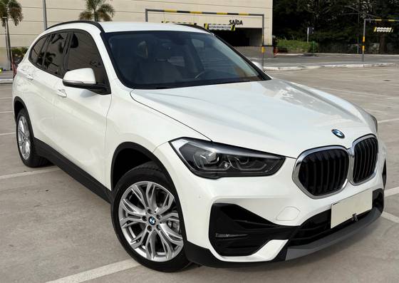 BMW X1 2.0 16V TURBO ACTIVEFLEX SDRIVE20I GP PLUS 4P AUTOMÁTICO BMW X1 2.0 16V TURBO ACTIVEFLEX SDRIVE20I GP PLUS 4P AUTOMÁTICO